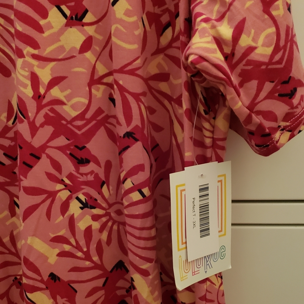 NWT Lularoe Perfect T Shirt Pink 3X Valentine's